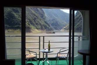 Enjoy Yangtze River Cruise